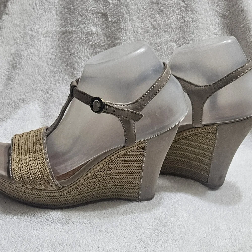 UGG Australia Fitchie Platform Wedge Sandals 1006844 Oyster Tan beige size 8